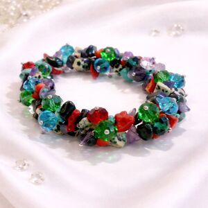 Multi Color Natural Stone Chip And Crystal Cluster Stretch Bracelet